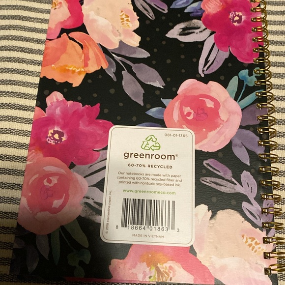 5 Notebook Set - Picture 5 of 7